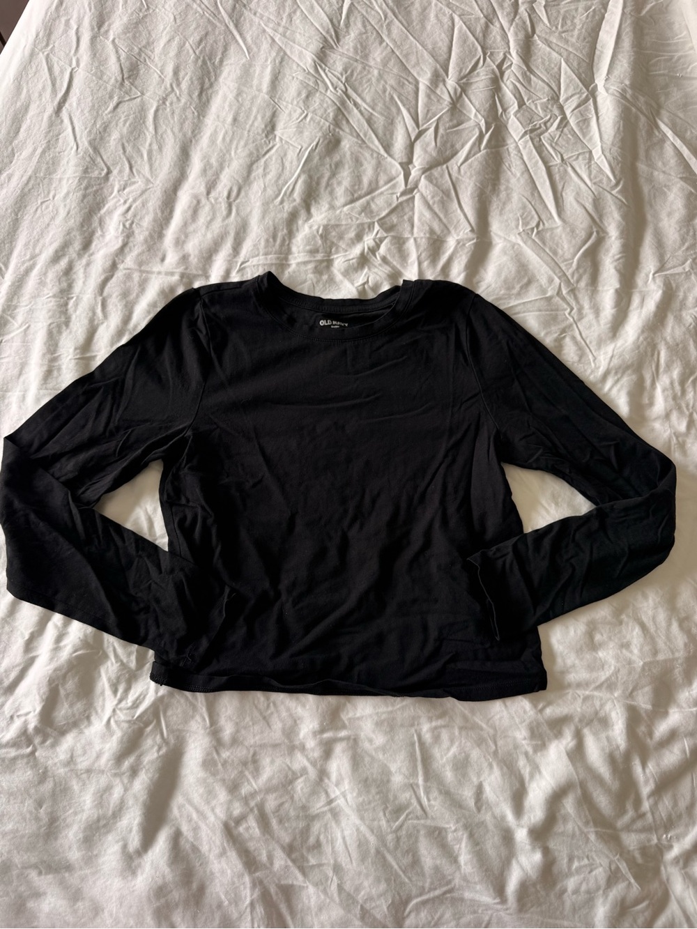 Old Navy Black Long-Sleeve Crew Tee